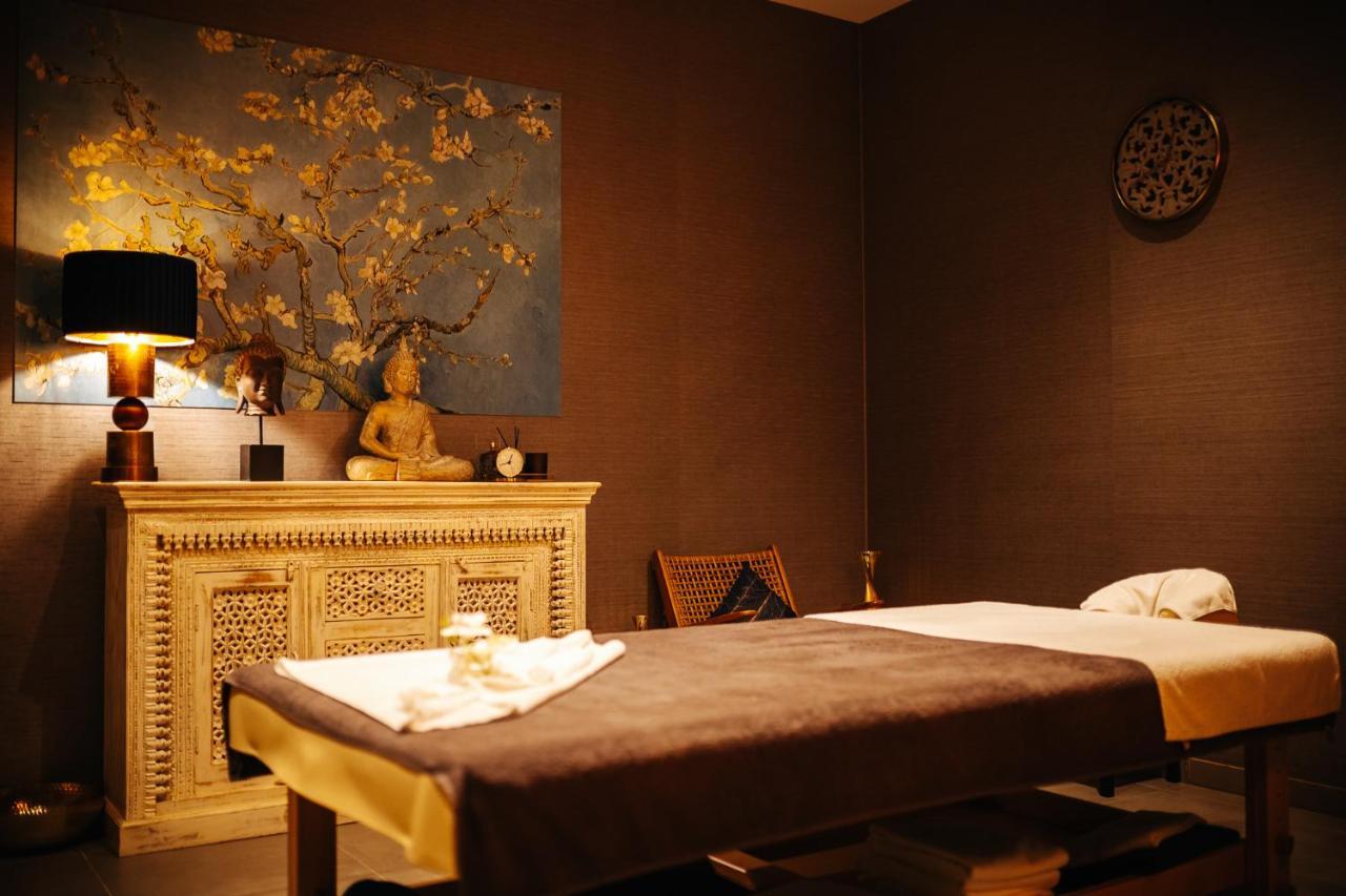 Platinum Mountain Hotel&Spa Szklarska Poręba Eksteriør bilde A massage room at a spa