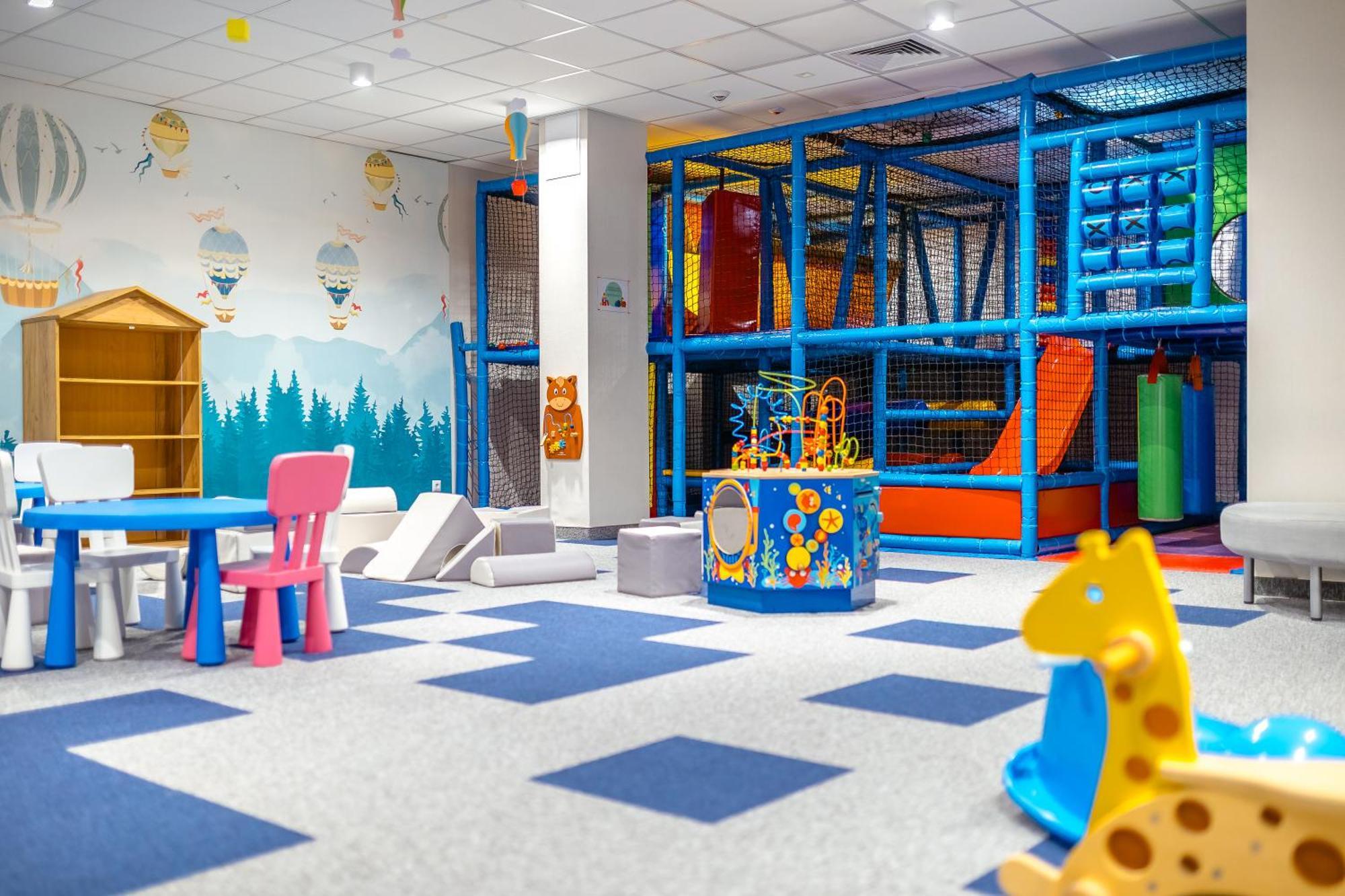 Platinum Mountain Hotel&Spa Szklarska Poręba Eksteriør bilde An indoor playground